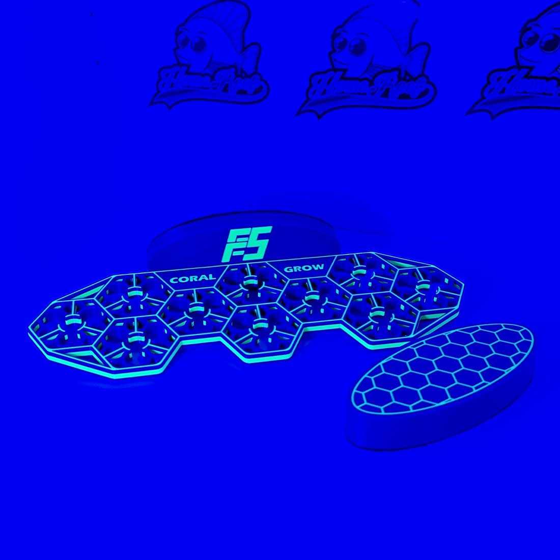 Coral Grow 10-30 Ablegerdeck für Korallen-Ableger mit flexiblem Design im Aquarium.