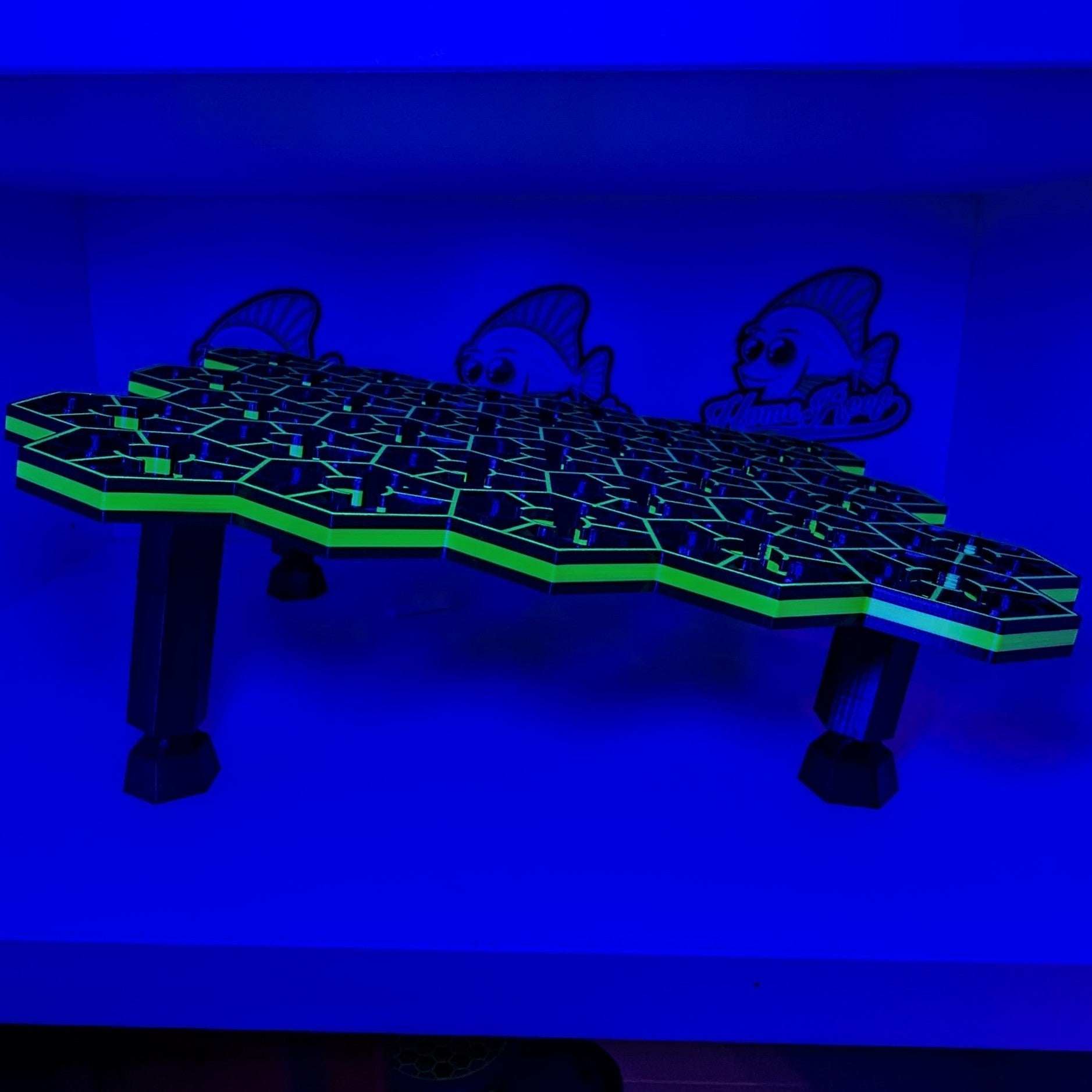 Coral Grow Salessize Ablegerdeck for aquariums, offering modern design and optimal functionality for coral frag placement.